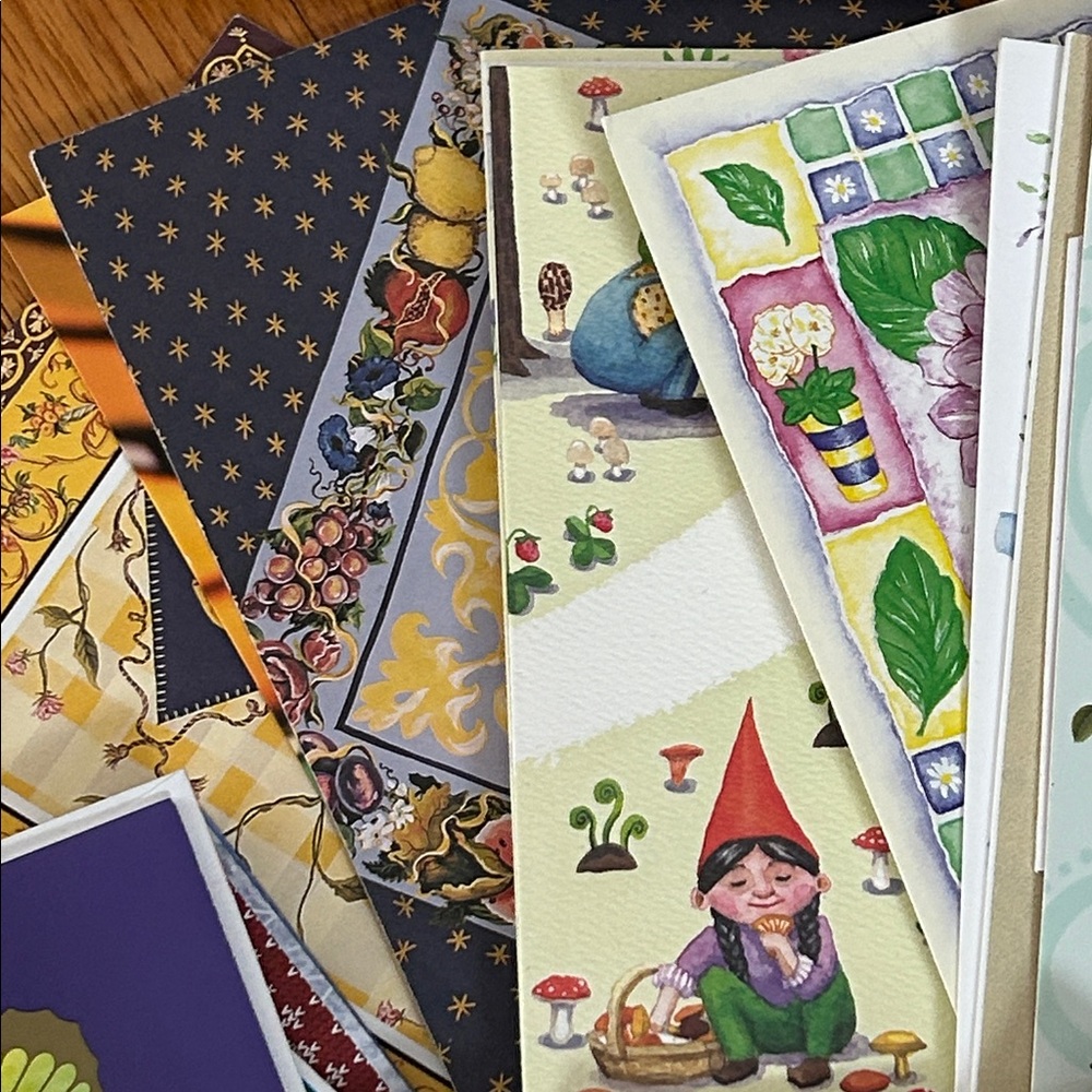 Assorted Greeting Cards Collection - Picture 5 of 7